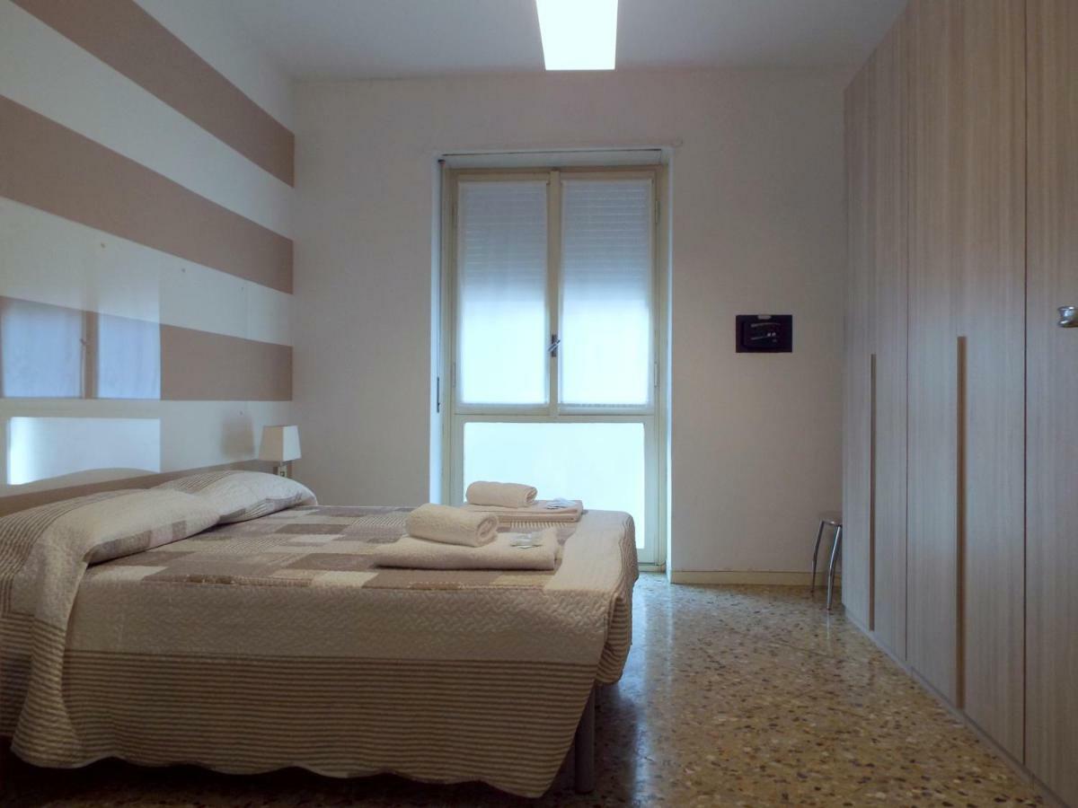 Lacaralele Apartment Milano Dış mekan fotoğraf