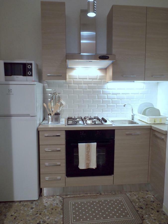 Lacaralele Apartment Milano Dış mekan fotoğraf